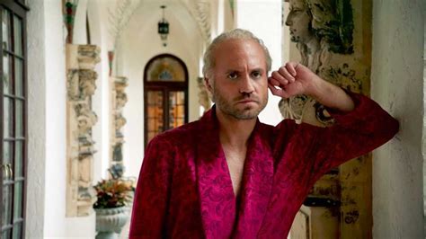 the assassination of gianni versace what is true